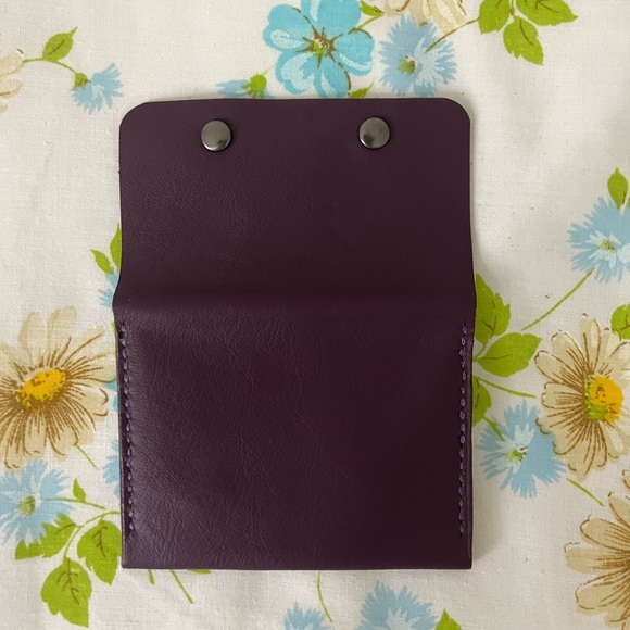 Handmade Genuine Leather Wallet - Picture 4 of 5